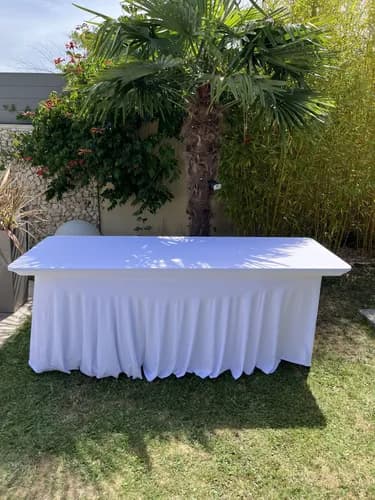 Table 200 cm - 8 personnes