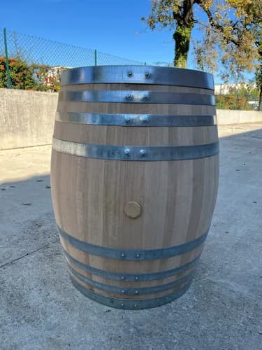 Tonneau à vin en bois