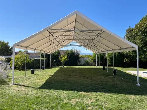 Chapiteau 8x16 m - 128 m²